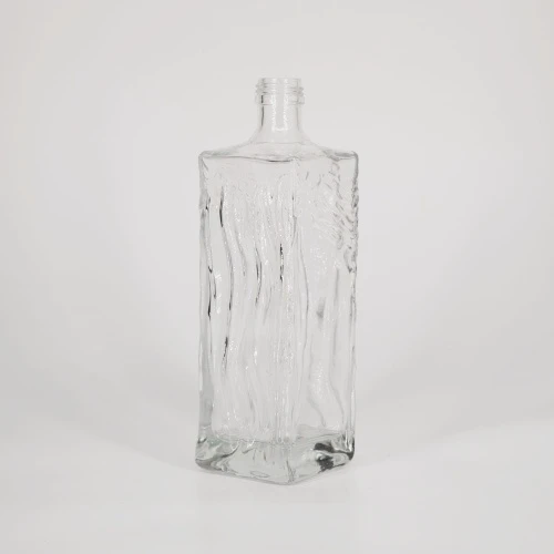 Botol kaca wiski persegi
